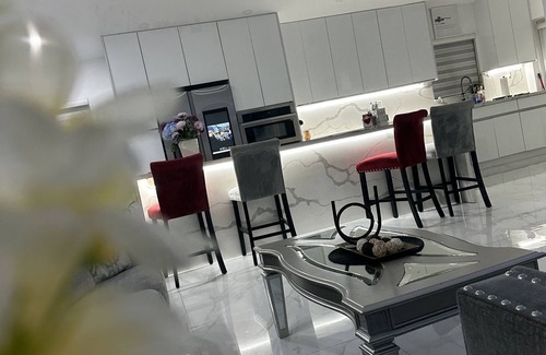 Miami Gardens Casa | Family Paradise has entertainment for everyone in the property it's cozy & fun!