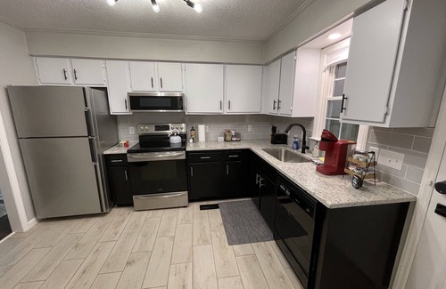 Murfreesboro Casa | Family & Pet Friendly-Modern Murfreesboro Home-2 Miles from MTSU-No Cleaning Fee