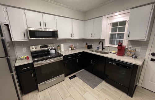 Murfreesboro Casa | Family & Pet Friendly-Modern Murfreesboro Home-2 Miles from MTSU-No Cleaning Fee