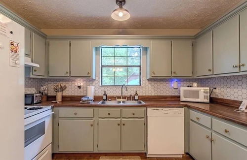 Counce Casa | Family & Pet Friendly Cozy Cabin 5 mins from Sportsman’s