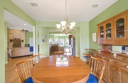 Liberty Hill Otro | Family Ranch on 14 Acres +Wiffle Ball & Disc Golf Course and Large Game Room