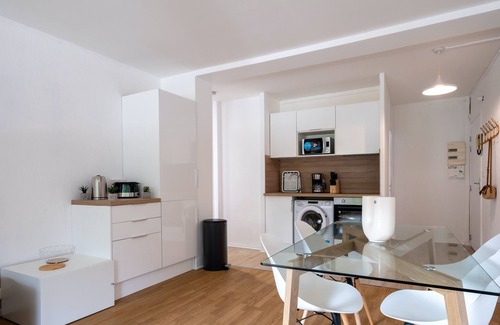 Ancely Apartamento | Family residence near park