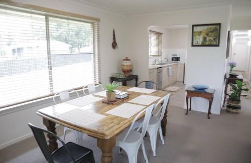 Tenterfield Casa | Family Retreat in Central Tenterfield