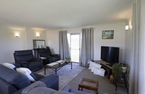 Tenterfield Casa | Family Retreat in Central Tenterfield