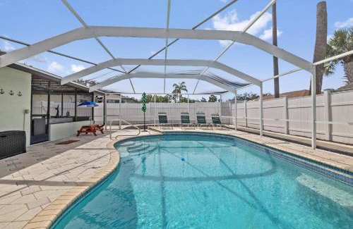 Jasmine Estates Casa | Family Retreat with Heated Pool, Playground, Ping Pong Table