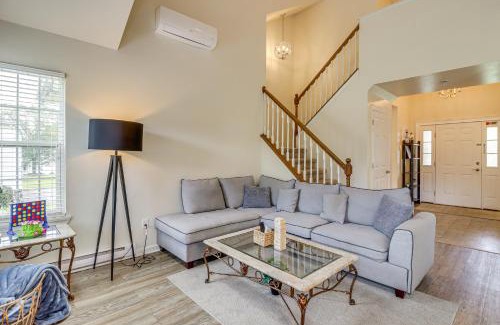 Long Pond Casa | Family Retreat with 2 Game Rooms and Deck in Long Pond
