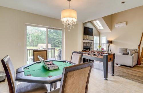 Long Pond Casa | Family Retreat with 2 Game Rooms and Deck in Long Pond