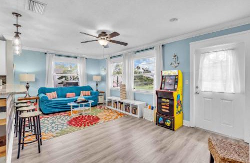 Bradenton Casa | Family Retreat with Pool Near Beach & IMG Academy