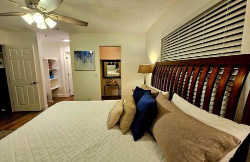 Bullhead City Casa | Family River Retreat- Pet Friendly with Boat Parking