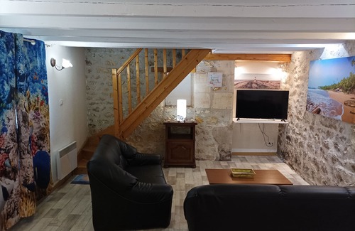 Le Gua Cama Y Desayuno | Family bed and breakfast, Océane, with heated swimming pool near Royan.