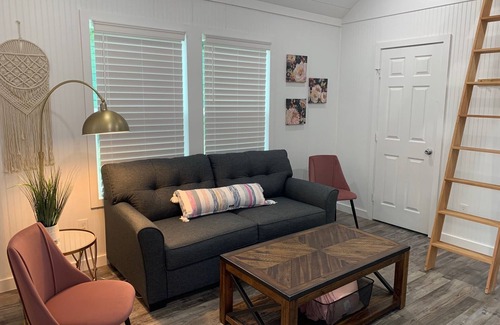 Honey Grove Cabina | Family Size Cabin