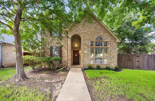 Plano Casa | Family-Sized 4BR, Pet-Friendly, Comfort & Cozy Retreat in Plano