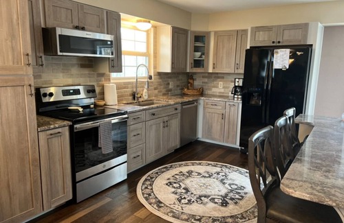 Calvin Casa | Family Sized Raystown Home - Close to Visitors Center & Downtown Huntingdon