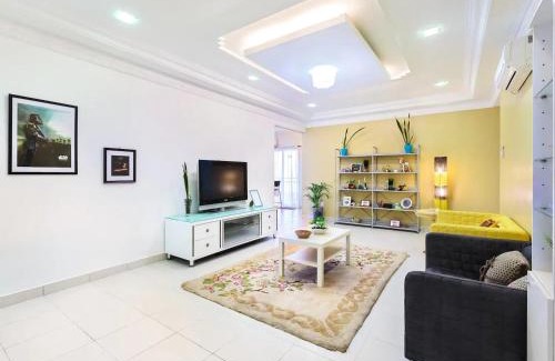 Taman Desa Tebrau Apartamento | Family Suite@DESA TEBRAU *IKEA *AEON *TESCO *HERO