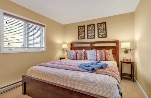 Ellicottville Casa | Family Townhome Steps to Holiday Valley Scenic Views & Patio