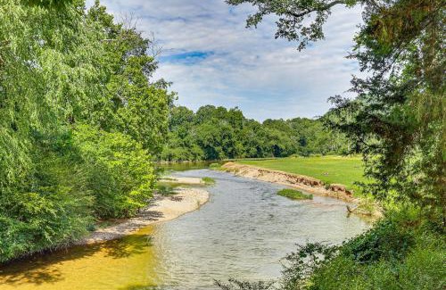 Glenwood Casa | Family Tradition Glenwood Cabin with River Access!