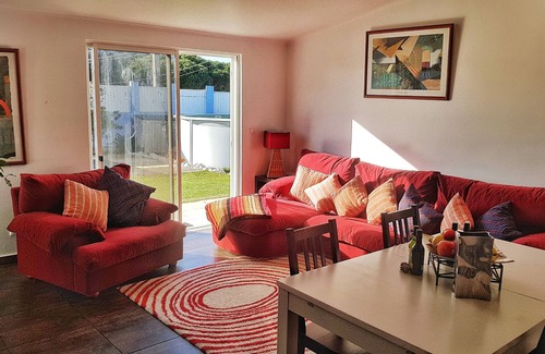 Charneca de Caparica e Sobreda Apartamento | Family Vila Beach by Host-Point