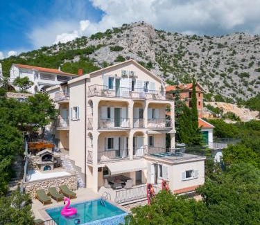 Lukovo Villa | Family Villa Atlantis & more