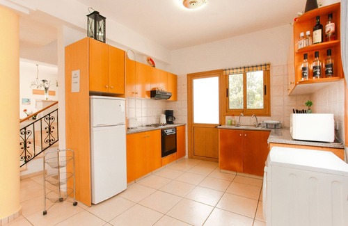 Argaka Villa | Villa Hera: Vistas al mar, A / C, WiFi, Villa familiar