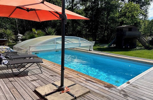 Hourtin Villa | Family villa on the edge of a forest, close to the ocean and the largest lake in France