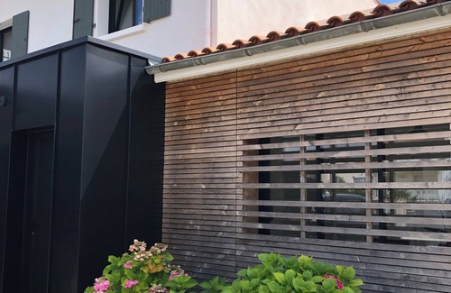 Fouras Villa | Family villa with swimming pool in the center of Fouras, close to the beaches.