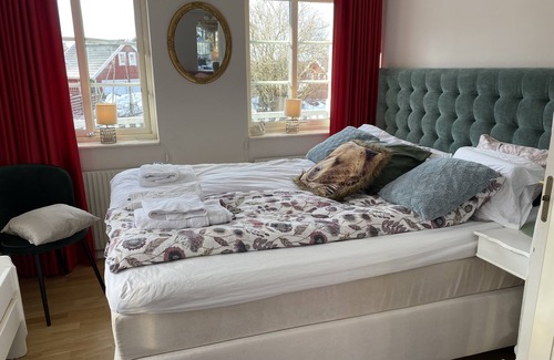 Sodertalje Municipality Cama Y Desayuno | Family & Work Home w Garden in Kallfors Järna Sthlm by Golf, Lakes, Sea, Forest
