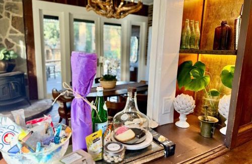 Los Alamos Casa | Famous St Joe's Heritage House of Los Alamos