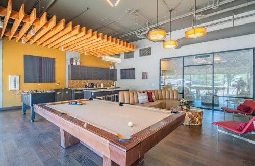 Evans Churchill Apartamento | Fancy 1BD - DT PHX - Parkin, Gym, Pool - Sleeps 6