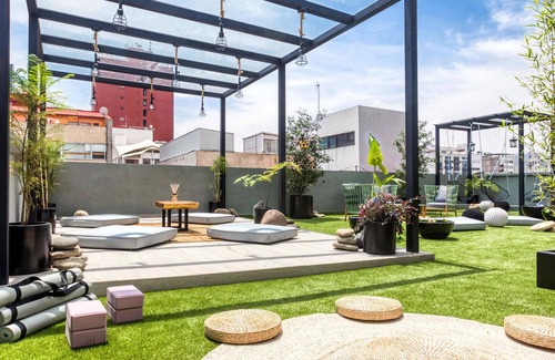 Granada Apartamento | Fancy 3BR Apt | 2 Rooftops +Gym+B/Center | Best Location