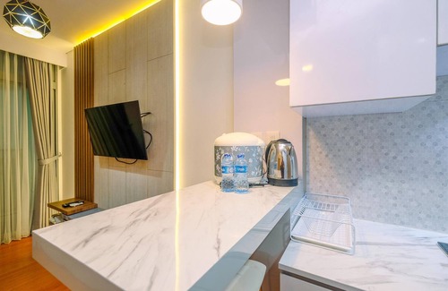 Ragunan Apartamento | Fancy and Fabulous 1BR at Pejaten Park Apartment