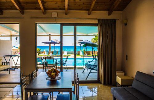 Agios Gordios Apartamento | Fanis seafront apartments