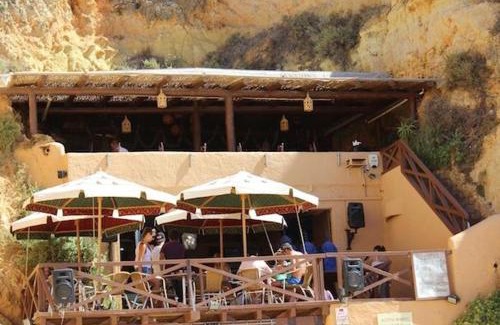 Prainha Casa | Fantástica Casa com 4 Quartos na Praínha
