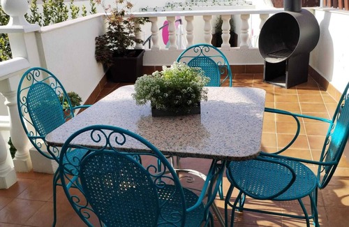 Alhambra Casa | Fantástica Vivienda Turística totalmente renovada y rodeada de viñas manchegas.