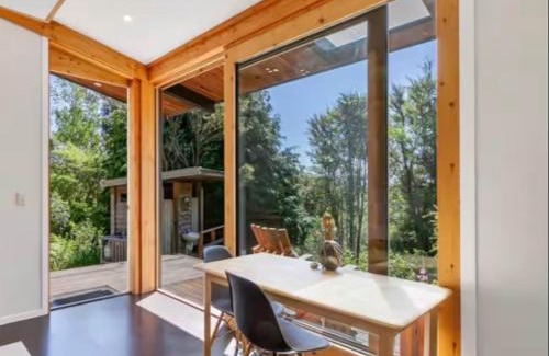 Takaka Casa | Fantail’s Nest in the forest