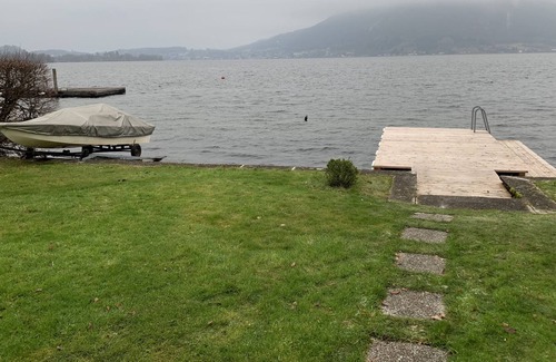 Altmuenster Cabina | Fantastic apartment right on the lake