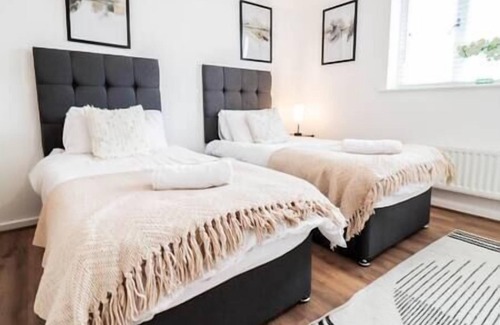 Reading Apartamento | Fantastic 2 Bed Flat - Free Parking and WIFI