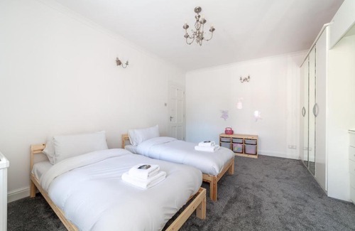 Crouch End Apartamento | Fantastic 2BR flat wpriv Gdn, Crouch End