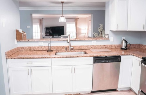 Springfield Casa | Fantastic 3-bedroom townhome with in Springfield