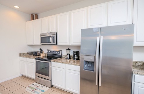 Bellavida Casa | Fantastic 4br 3ba with Pvt Pool with Lake view near to Disney