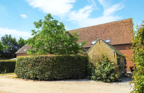 Grijpskerke Casa | Fantastic 9-person holiday home in Grijpskerke, centrally located in Walcheren