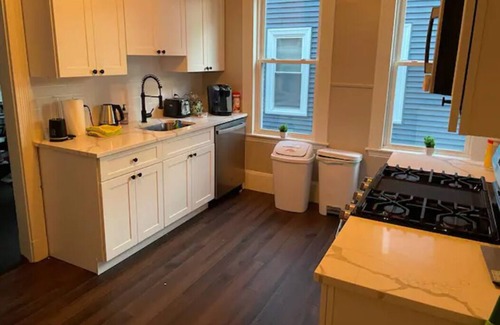 Dorchester Apartamento | Fantastic Apartment 3 Beds in Boston Neat Subway Station @Ridgewood1