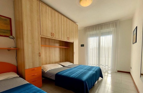 Torre di Fine Apartamento | Fantastic Apartment in Modern Residence with two Swimming Pools