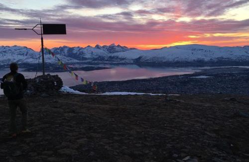 Tromsdalen Apartamento | Fantastic Apartment with Fjellheisen as Your Nearest Neighbor