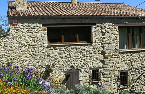 Les Planes d'Hostoles Casa | Fantástica casa rural " El Bosqueró "