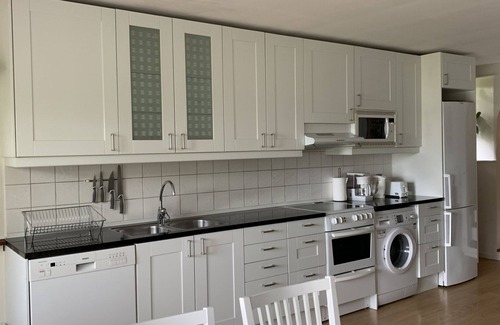 Vaxholm Apartamento | Fantastic holiday home right by the sea on Vaxholm