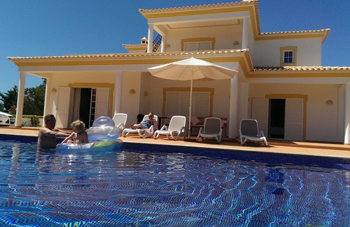 Vale de Parra Villa | Gran villa de lujo con piscina climatizada, TV vía satélite y WiFi gratis