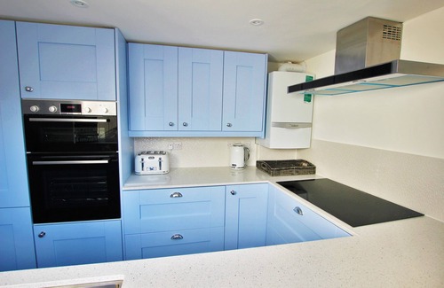 Brixham Casa | Fantastic location in the harbour bowl