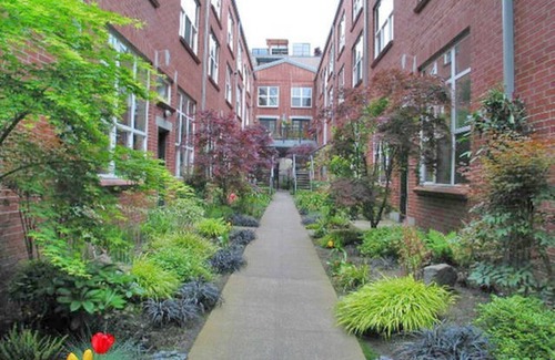 Pearl District Condominio | Fantástico estilo Nueva York Loft - corazón del distrito Pearl (30 días + se queda solamente)