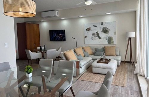 Zona Hotelera Villa | Fantastic Ocean front 3bd villa