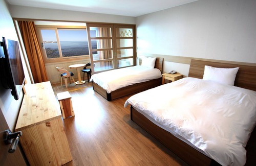 Aewol Hotel | Fantastic Ocean View Sydney Hotel